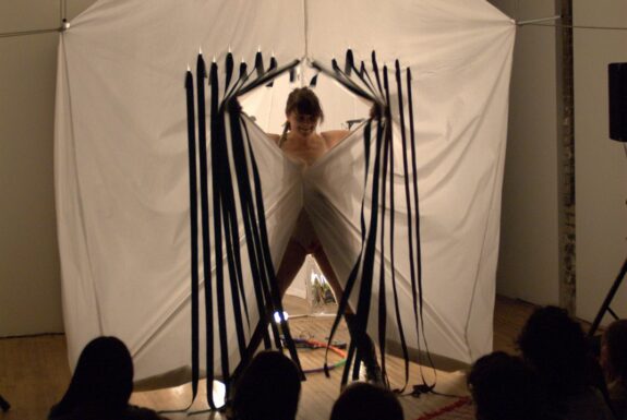 Cheryl L'Hirondelle performing êkâya-pâhkaci (don’t freeze up) at Toronto Free Gallery